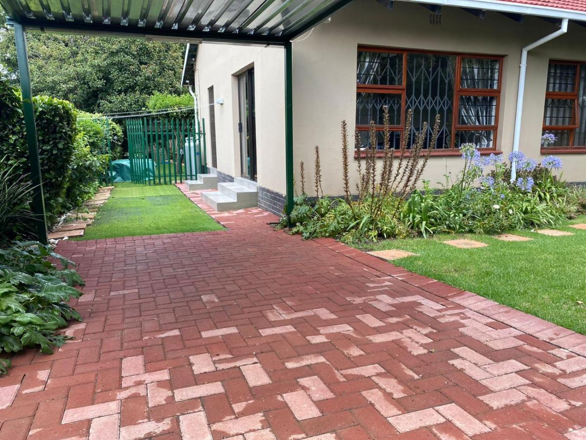 Apartamento Garden And Park Leisure On Tugela Benoni Exterior foto