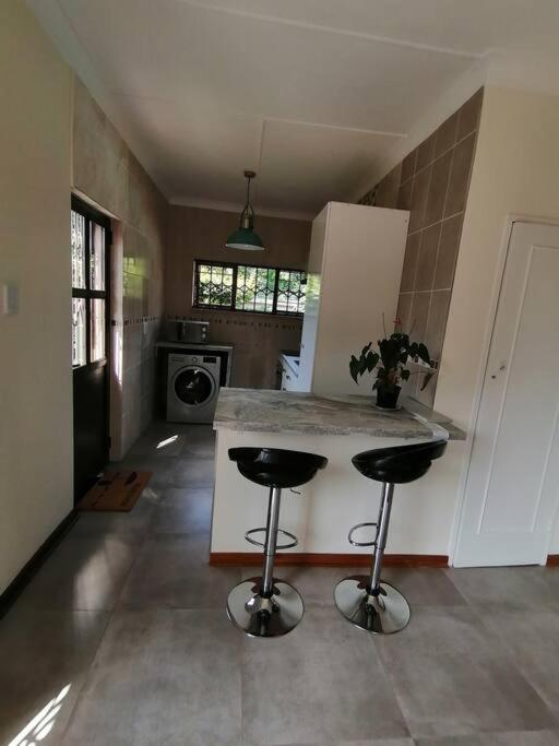 Apartamento Garden And Park Leisure On Tugela Benoni Exterior foto