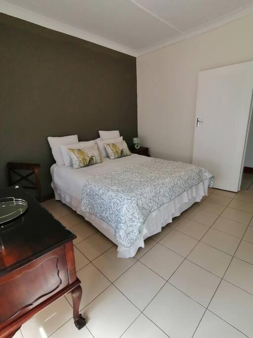 Apartamento Garden And Park Leisure On Tugela Benoni Exterior foto